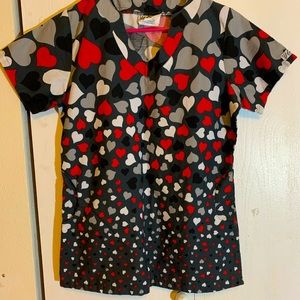 ❤️Valentines scrub tops XS❤️